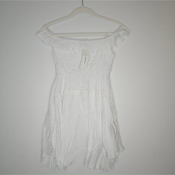 Urban Outfitters Aubrey Off Shoulder Mini NWT - Picture 3 of 7